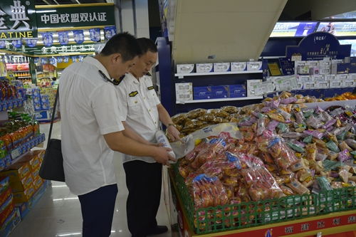 河北省宁晋县市场监督管理局开展双节前食品塑包产品质量大检查